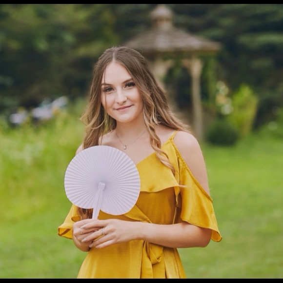 Lulu’s Yellow Flowy Dress! - Picture 4 of 6